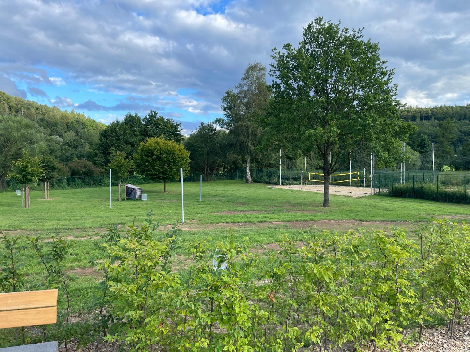 Naturnahe Unterkunft In Der Burgenstadt ชลิตซ์ ภายนอก รูปภาพ